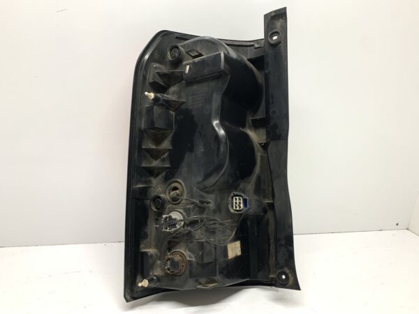 2012, Land Rover, Discovery 4, HSE,L319, Right Taillight - Image 3