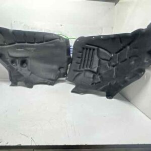 AUDI Q7 2016 4M GUARD LINER LEFT FRONT