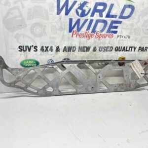 AUDI SQ5 2015 8R ENGINE MOUNT SUPPORT BRACE 8R0199521C