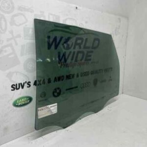 PORSCHE CAYENNE 2012 DOOR GLASS LEFT REAR