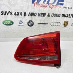VOLKSWAGEN TOUAREG 2013 7P MY13 BOOT/TAILGATE LIGHT RIGHT