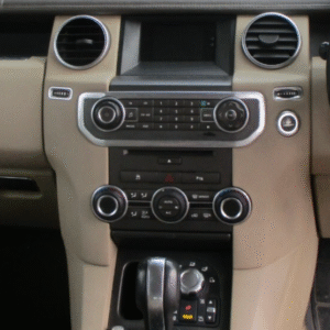 LAND ROVER DISCOVERY 4 2010 L319 RADIO CONTROL SWITCH