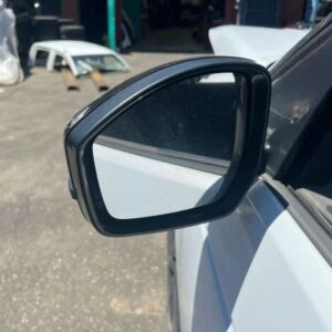 LAND ROVER DISCOVERY SPORT 2017 2.0L DIESEL TURBO DOOR MIRROR ELECTRIC RF