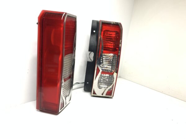 2008, Hummer, H3, Left and Right Taillights - Image 3