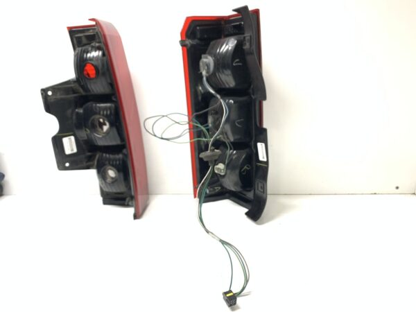 2008, Hummer, H3, Left and Right Taillights - Image 5
