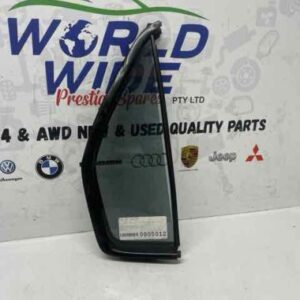 HONDA CRV 2004 MY04 DOOR 1/4 GLASS RIGHT REAR