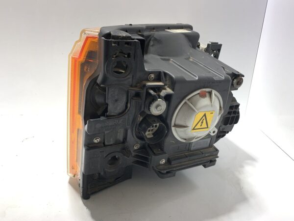 2005, Land Rover, Discovery 3, L319, Left Headlamp, Xenon Type - Image 3