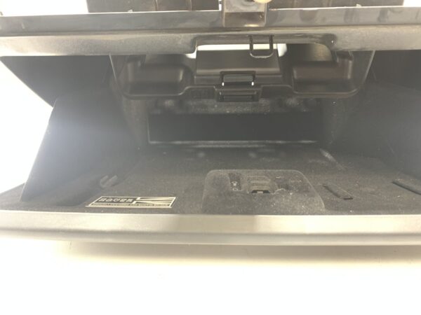 2012, Land Rover, Range Rover Evoque, L538, Glove Box - Image 4