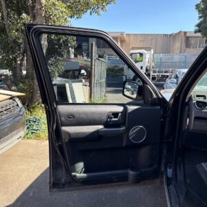 LAND ROVER DISCOVERY 3 2006 L319 DOOR TRIM LF