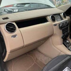 LAND ROVER DISCOVERY 4 2012 MY12 GLOVE BOX ASSEMBLY UPPER AND LOWER