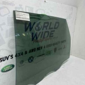 PORSCHE CAYENNE 2012 DOOR GLASS LEFT REAR