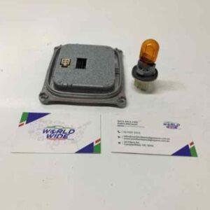 JEEP CHEROKEE 2014 KL DRIVING LIGHT BALLAST AND GLOBE RIGHT SIDE