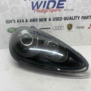 PORSCHE CAYENNE 2012 PETROL V6 ALL BLACK HEADLIGHT RIGHT XENON TYPE