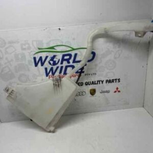 PORSCHE CAYENNE 2016 WASHER TANK & MOTOR FRONT