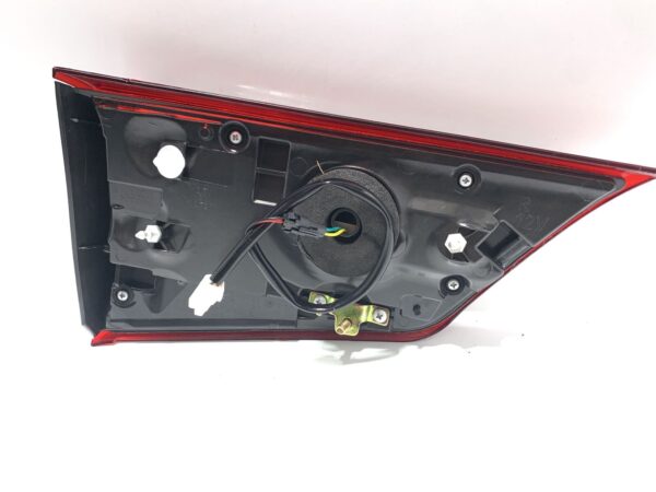 2015, Mitsubishi,Outlander, ZK MY16, Right Boot Light - Image 3