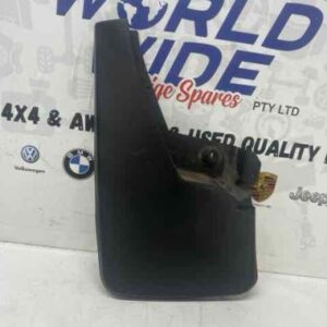 HUMMER H3 2007 MUDFLAP LEFT FRONT