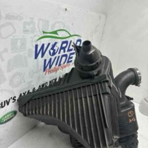 PORSCHE CAYENNE 2013 3.0L DIESEL LEFT SIDE AIR BOX