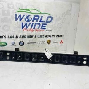 RANGE ROVER EVOQUE 2018 L538 MY18 LOWER RADIATOR SUPPORT PANEL