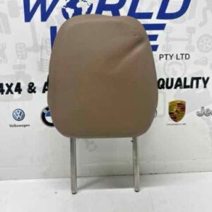 PORSCHE CAYENNE 2011 SERIES 2 MY12 HEADREST RIGHT FRONT