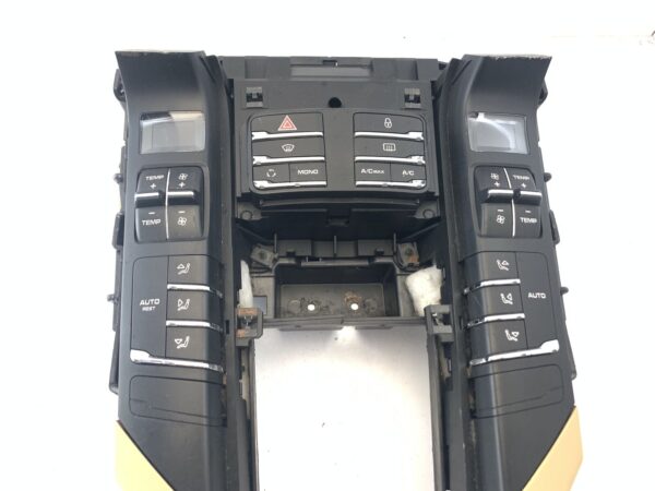 2012, Porsche, Cayenne, 92A, Gearshift Surround / Trim/ Heater Controls - Image 4