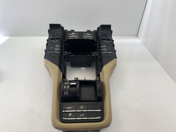 2012, Porsche, Cayenne, 92A, Gearshift Surround / Trim/ Heater Controls