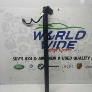 PORSCHE CAYENNE 2016 TAILGATE STRUT LEFT