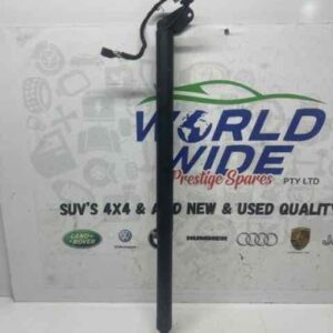 PORSCHE CAYENNE 2016 TAILGATE STRUT RIGHT