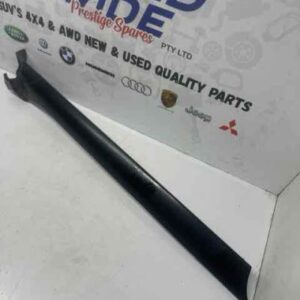 RANGE ROVER SPORT L320 2005 A pillar trim OUTER
