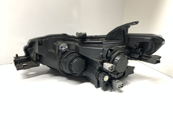 2013, Mitsubishi, Outlander, III GF*W, Right Headlamp - Image 3