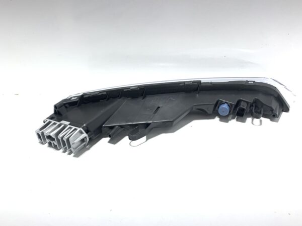 2016, Porsche, Cayenne, S, 92A, Right Driving Light - Image 3