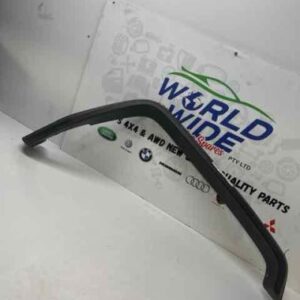 HUMMER H3 2009 GUARD FLARE RIGHT FRONT